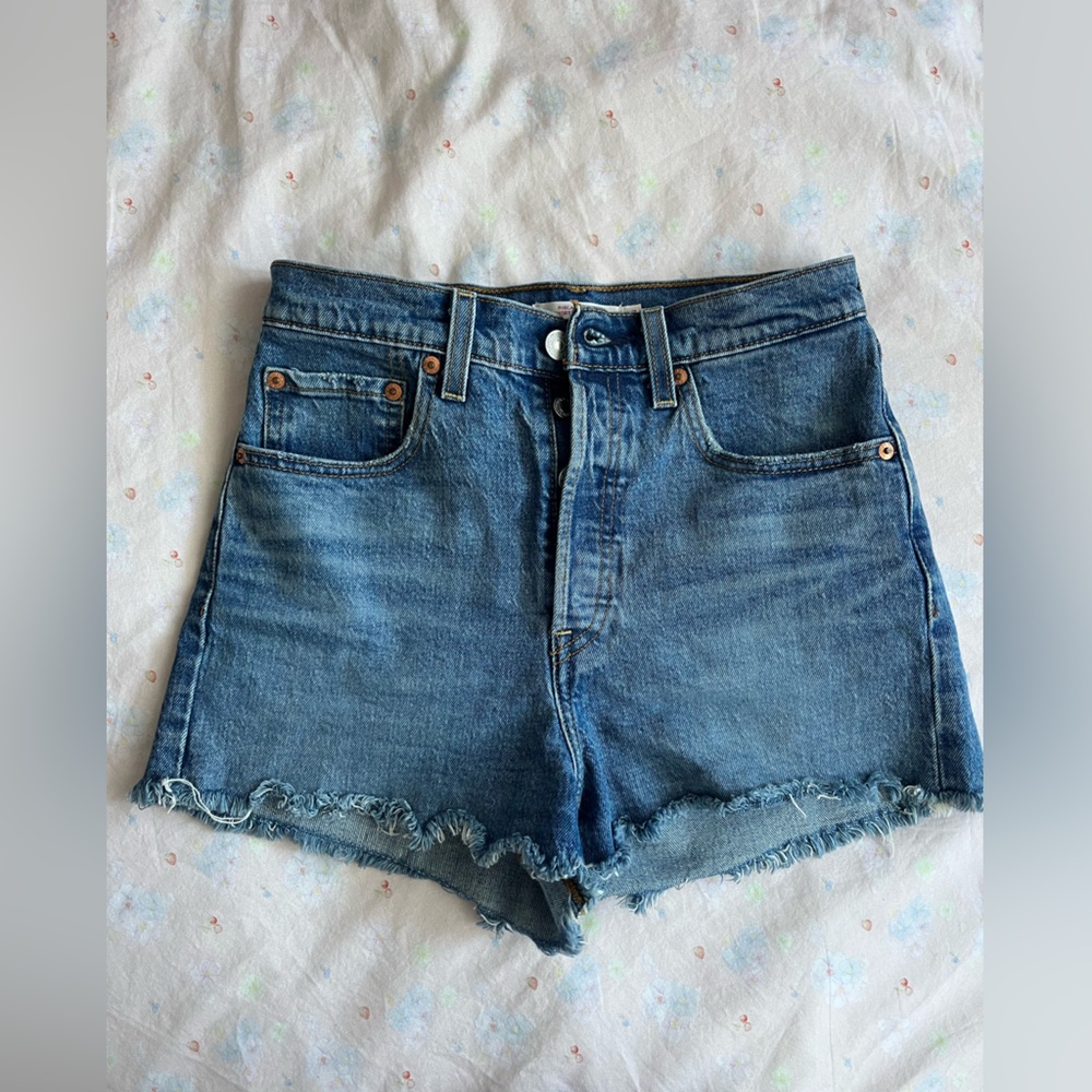 501 Levi’s Shorts